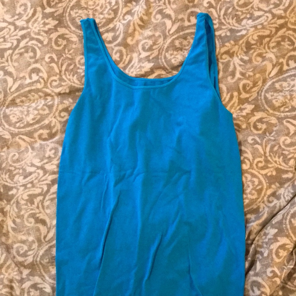 Nikibiki top
